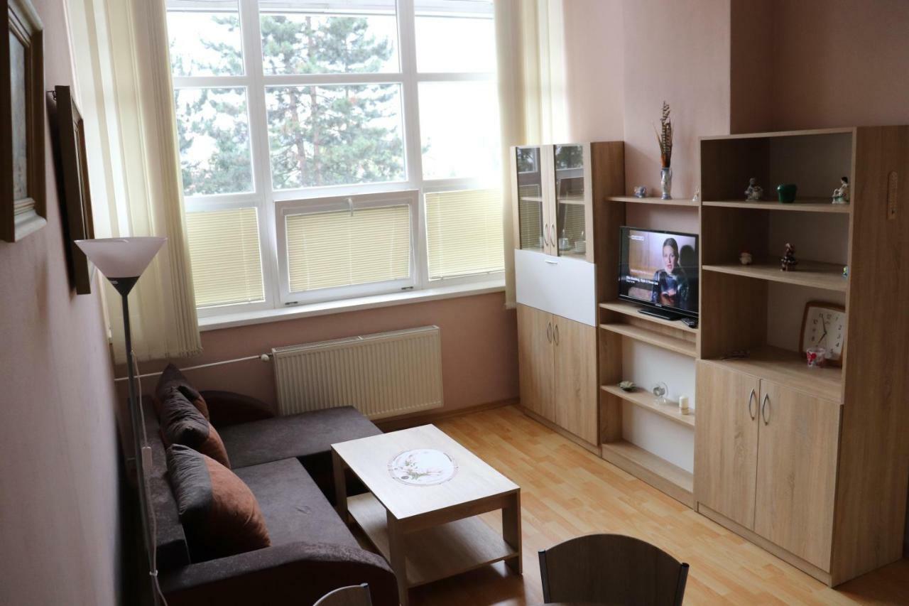 Apartman Lux プレショフ エクステリア 写真